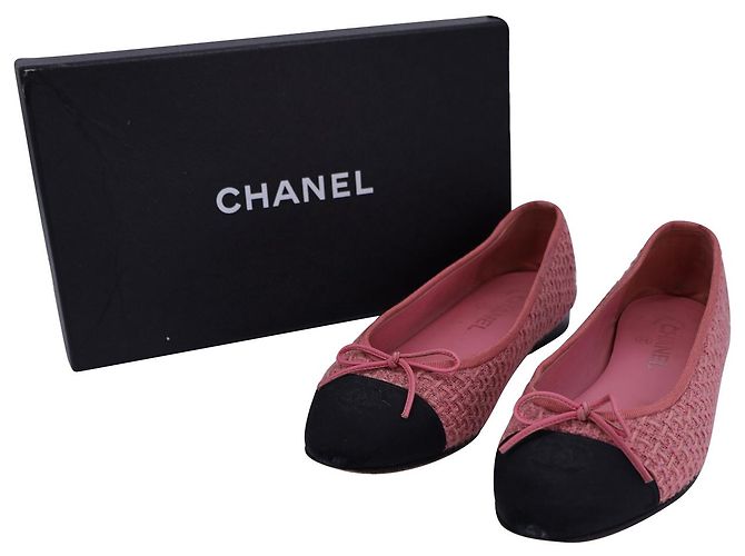Timeless Sapatilhas Chanel Interlocking CC Cap Toe em Tweed Rosa - vista 9