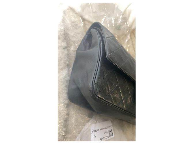 Timeless Borsa Chanel Mademoiselle in pelle nera Nero - vista 10