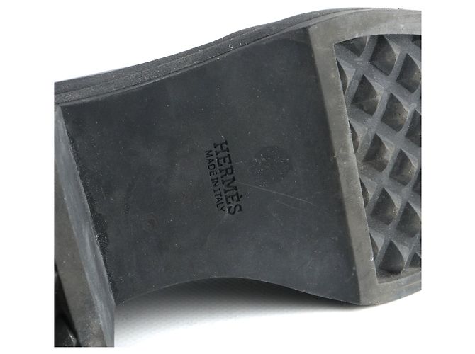HERMÈS - Schwarze Kalbsleder-Stiefeletten (Größe 37,5) - Ansicht 8