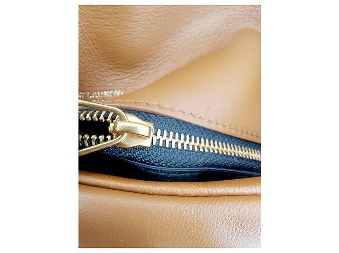 Yves Saint Laurent Loulou Puffer piccolo - vista 13