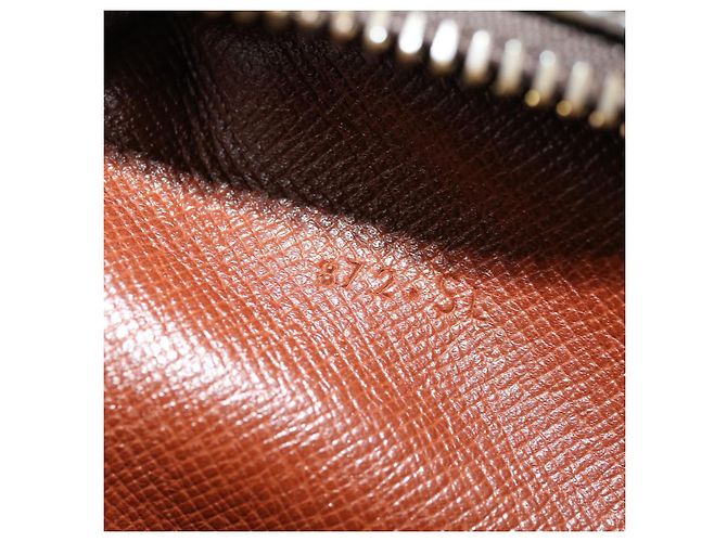 Louis Vuitton Monogram Compiegne 28 Pochette M51845 LV Auth yk10835 Monogramma - vista 35