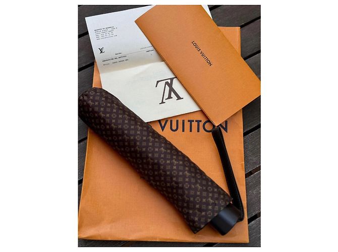 Montsouris Ombrello Louis Vuitton Marrone Scuro Pelliccia - vista 2