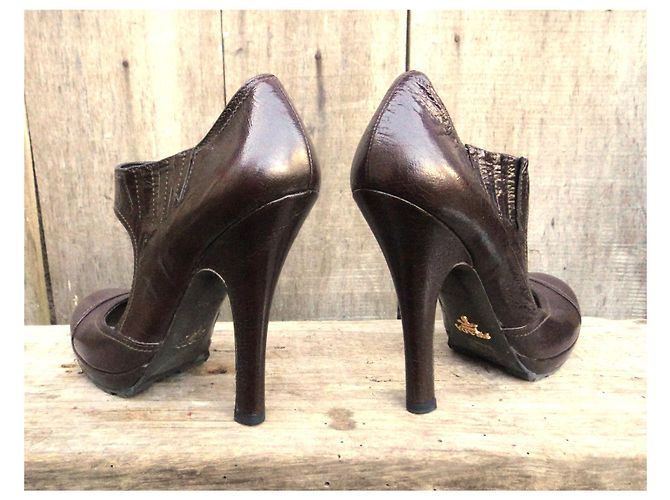Pumps von Prada, Größe 37,5, neuwertiger Zustand. Dunkelbraun - Ansicht 5