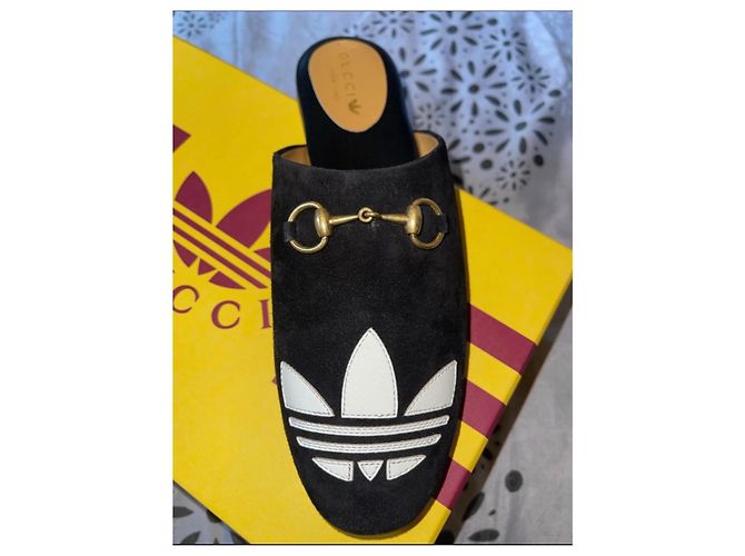 Mules Gucci x Adidas de piel de ciervo negra Negro - vista 2