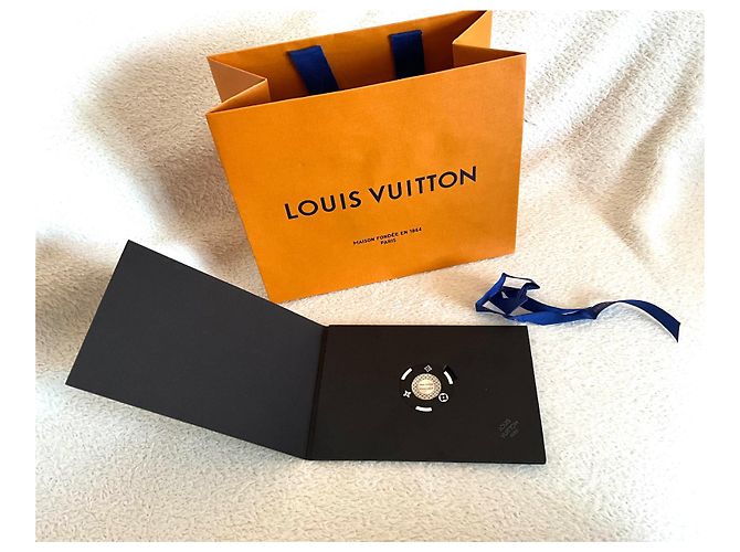 Louis Vuitton Regalos VIP Negro Plata Blanco - vista 3