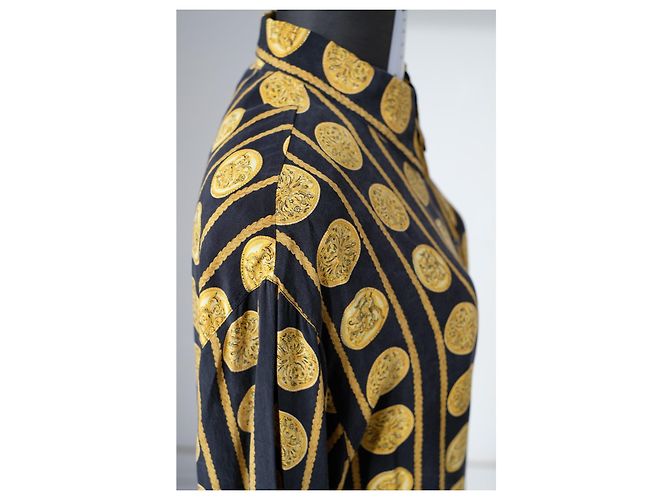 Camicetta canotta vintage in seta barocca dorata per donne di Gianni Versace Istante D'oro - vista 11