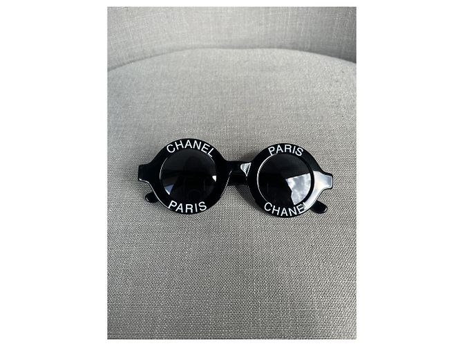Gafas de sol Chanel redondas negras de plástico Negro - vista 2