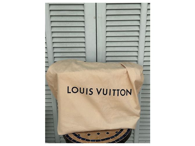 Louis Vuitton Edição limitada "Mônaco" Onthego Multicor - vista 10