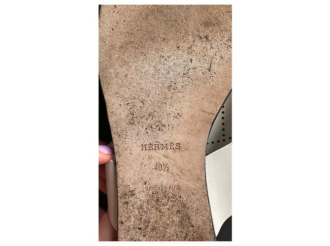 Sandali Hermès Kola Thong in pelle bianca Bianco - vista 7