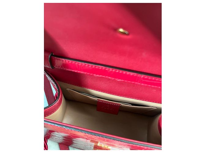 Gucci Edizione limitata Sylvie chain top handle in vero coccodrillo Pre-fall 2019 Rosso - vista 9
