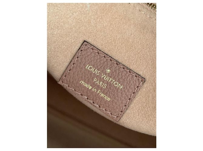 Borsa Louis Vuitton Flandrin Monogram e Pelle Rosa - vista 3