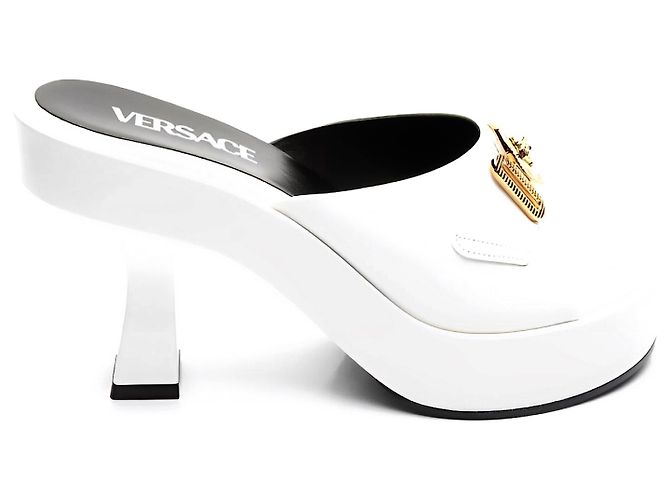 Sandali Versace Medusa Biggie in pelle Eggshell Bianco sporco - vista 2