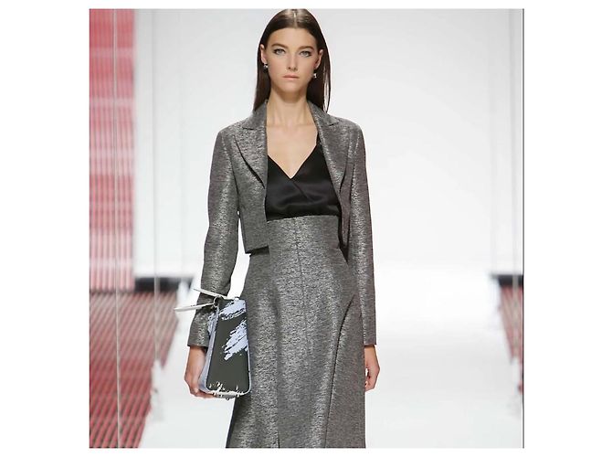Dior x Raf Simons Resort 2015 Grauer strukturierter Crop-Blazer. - Ansicht 3