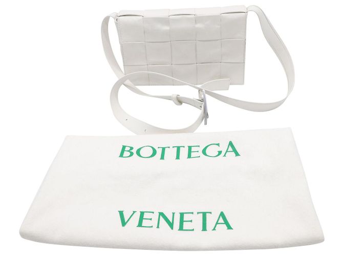 Borsa Cassette Bottega Veneta in Pelle di vitello Bianca Bianco - vista 5