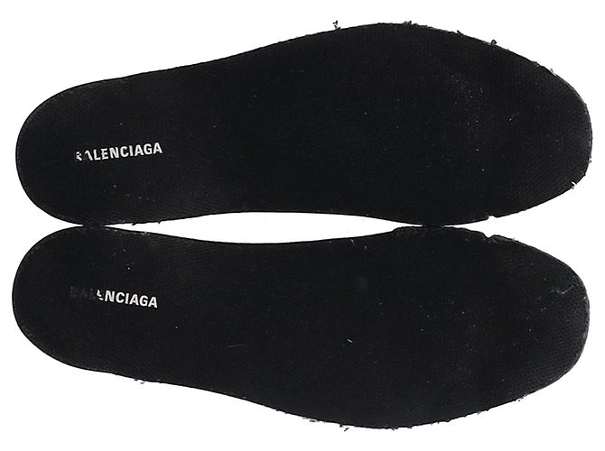 Balenciaga Triple S Sneakers aus grauem Polyurethan - Ansicht 4