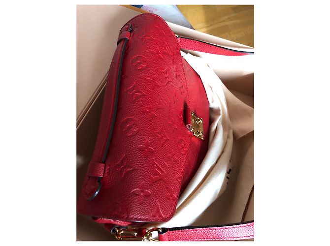 Borsa Louis Vuitton Metis in pelle rossa Rosso - vista 9