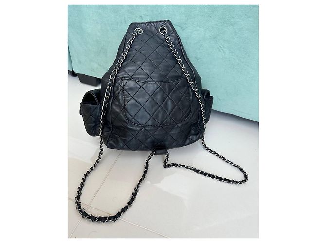 Chanel 19 Zaino Chanel in pelle nera Nero - vista 3