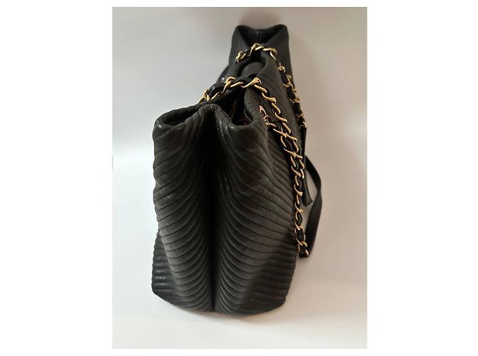 Borsa Chanel Grand Shopping Chevron Nera in Pelle Nero - vista 5