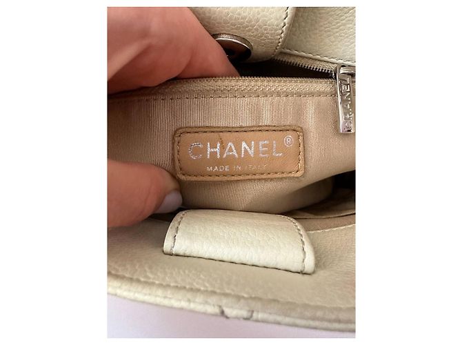 Borsa Chanel Petit Shopping in Pelle Bianca Bianco Bianco sporco - vista 6