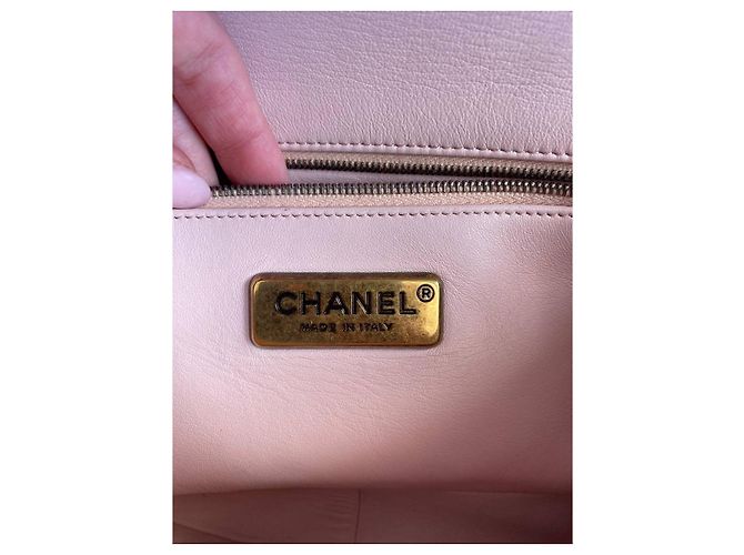 Timeless Borsa a mano Chanel in pelle e pitone rosa beige corallo - vista 8