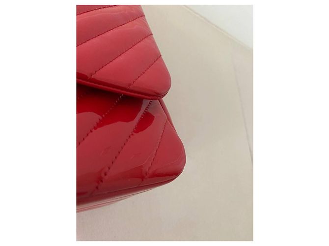 Timeless Borsa Chanel Classic Chevron in vernice rossa Rosso - vista 4