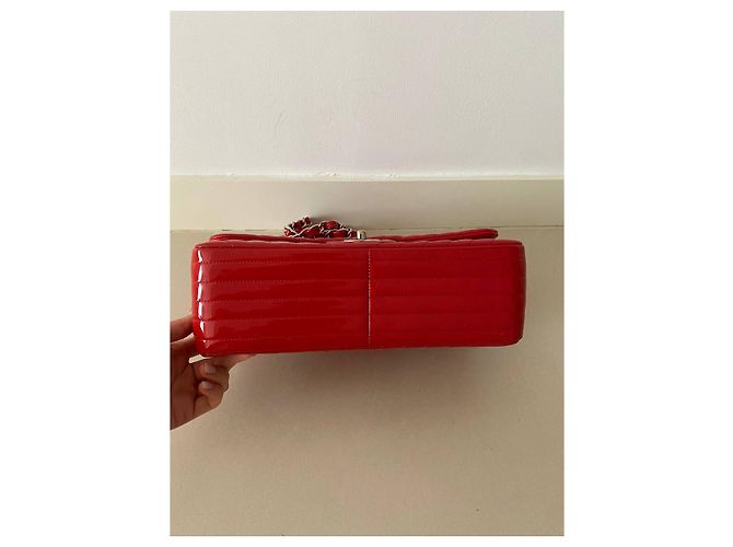 Timeless Borsa Chanel Classic Chevron in vernice rossa Rosso - vista 5