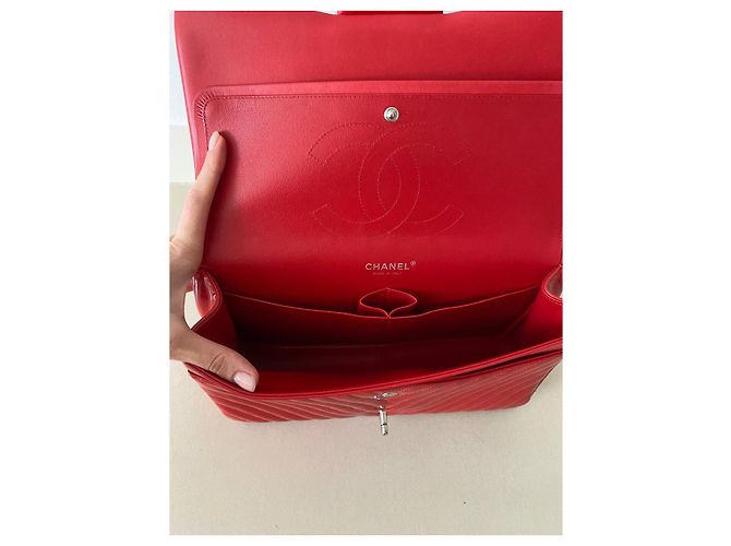 Timeless Borsa Chanel Classic Chevron in vernice rossa Rosso - vista 8