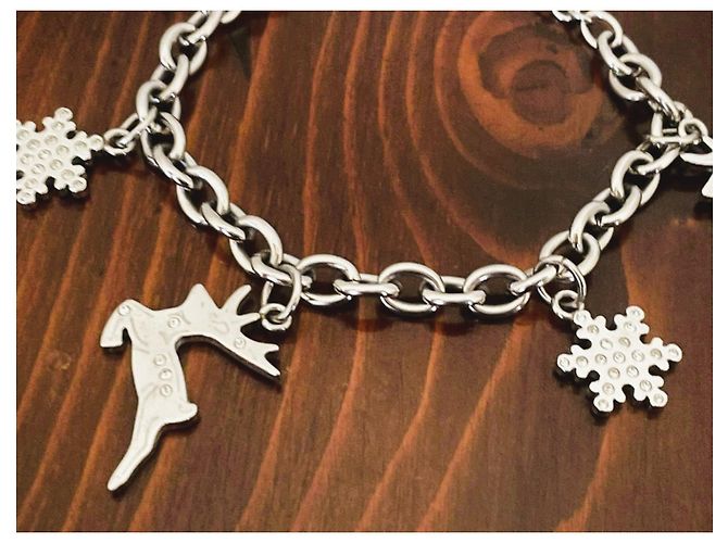 Bracelet vintage rare DOLCE & GABBANA en acier avec des rennes et des étoiles de Noël Argenté - vue 12