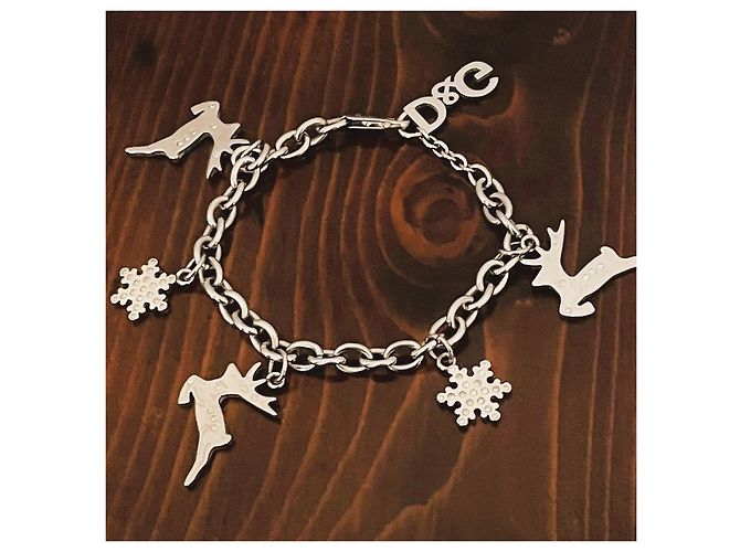 Bracelet vintage rare DOLCE & GABBANA en acier avec des rennes et des étoiles de Noël Argenté - vue 9