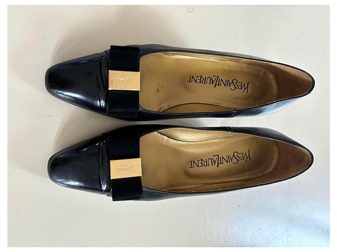 Décolleté Yves Saint Laurent in pelle nera 35.5 Nero - vista 3