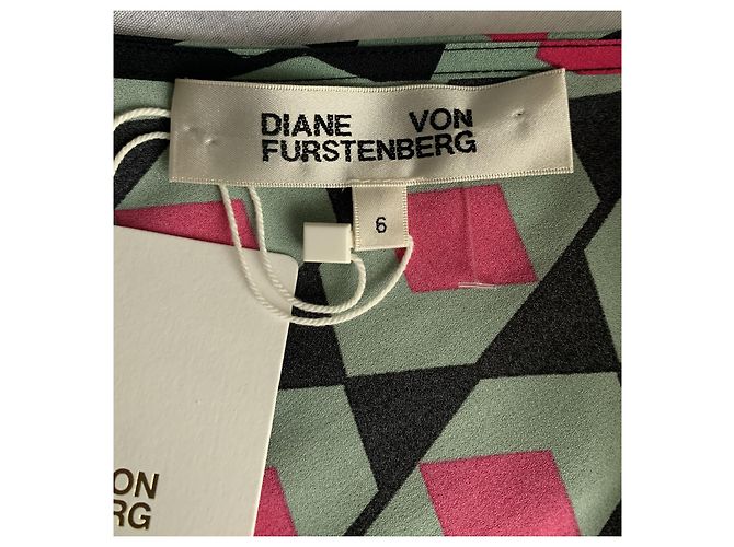 Vestido sem mangas Diane Von Furstenberg com decote em V e plissado Multicor - vista 8