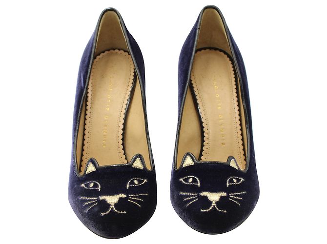 Charlotte Olympia Kitty Pumps aus blauem Samt - Ansicht 2