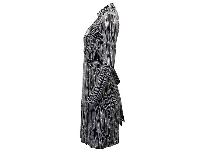 Diane Von Furstenberg Vestido estampado com decote em V em seda preta Preto - vista 2