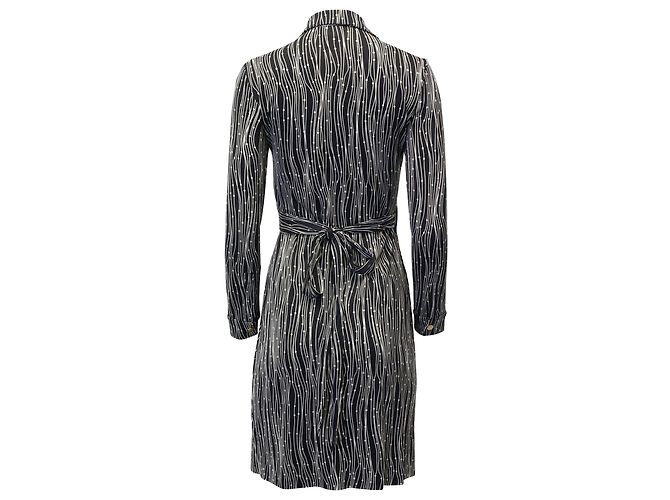 Diane Von Furstenberg Vestido estampado com decote em V em seda preta Preto - vista 3