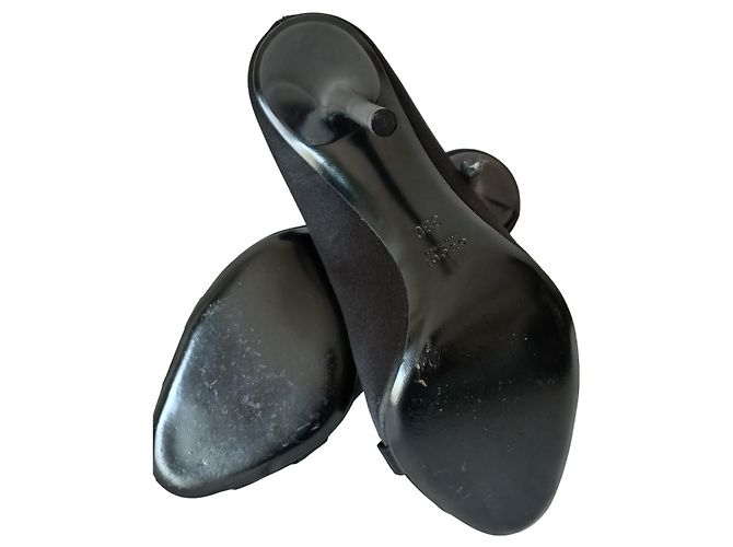 Décolleté Gucci Horsebit in raso nero a punta aperta - vista 3