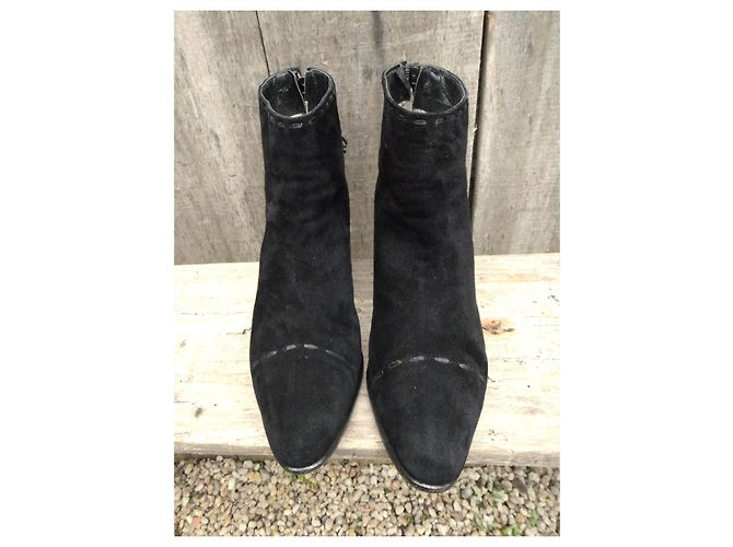 Stivaletti Gucci in camoscio nero - vista 3