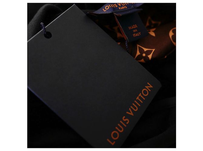 Sudadera con logo inverso de Louis Vuitton Negro - vista 8