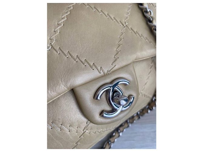 Timeless Borsa Chanel Classic in Pelle Dorata D'oro - vista 5
