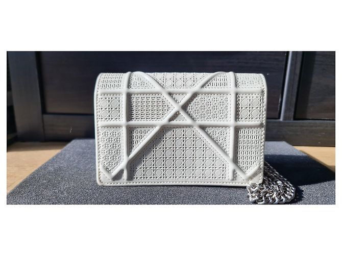 Borsa a mano Christian Dior in pelle crema - vista 9