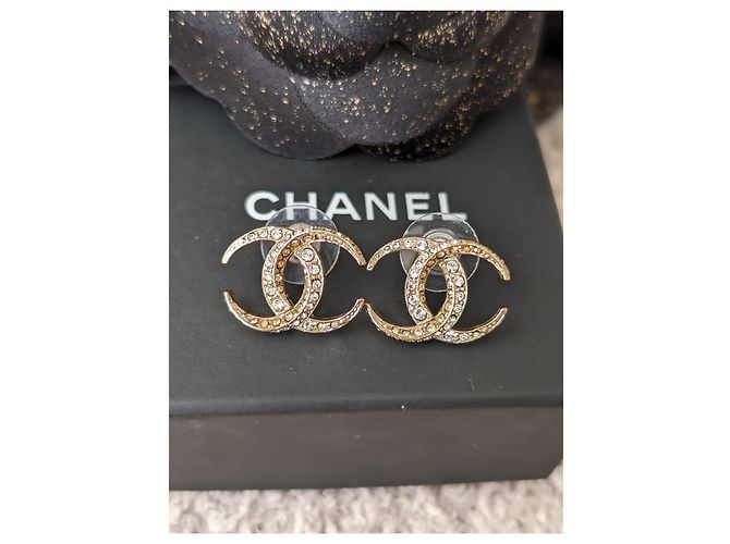 Chanel Orecchini CC B15C Logo Dubai Moon Crystal GHW con scatola RARE D'oro - vista 13