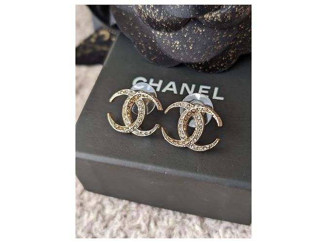 Chanel Orecchini CC B15C Logo Dubai Moon Crystal GHW con scatola RARE D'oro - vista 4