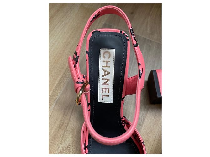 Chanel Sandali con tacco a monogramma Rosa - vista 9