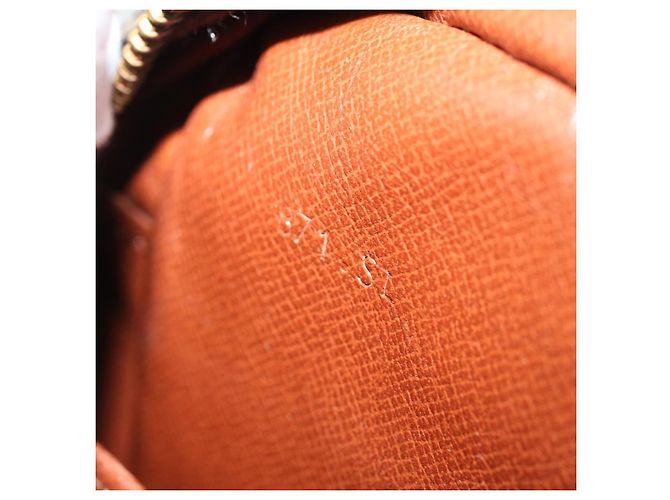 Louis Vuitton Monogram Compiegne 23 Pochette M51847 LV Auth yk10999 Monogramma - vista 12