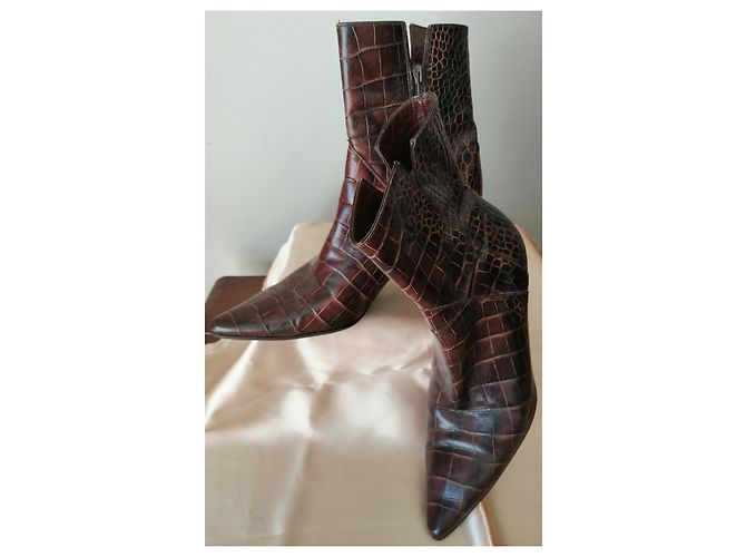 BOTINES DE MUJER BALENCIAGA - CUERO MARRÓN ESTILO COCODRILO - TALLA 38 Castaño - vista 3