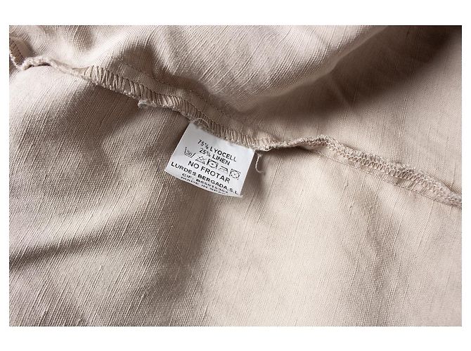 Autre Marque Lurdes Bergada, Traje beige de lino - vista 6