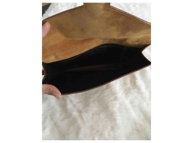Clutch Yves Saint Laurent in Pelle Senape - vista 4