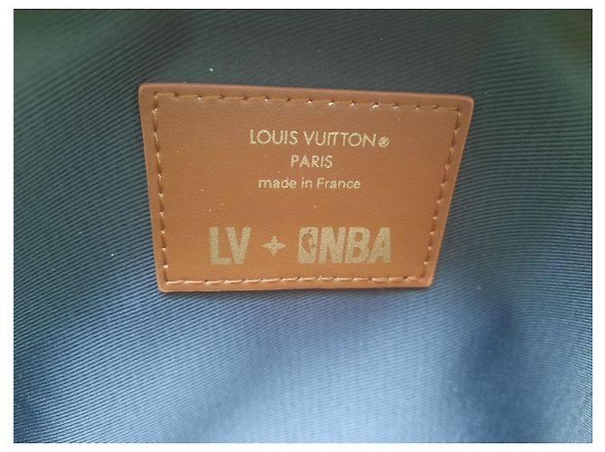 Louis Vuitton Maniglia borsa Trunk NBA Cioccolato - vista 14