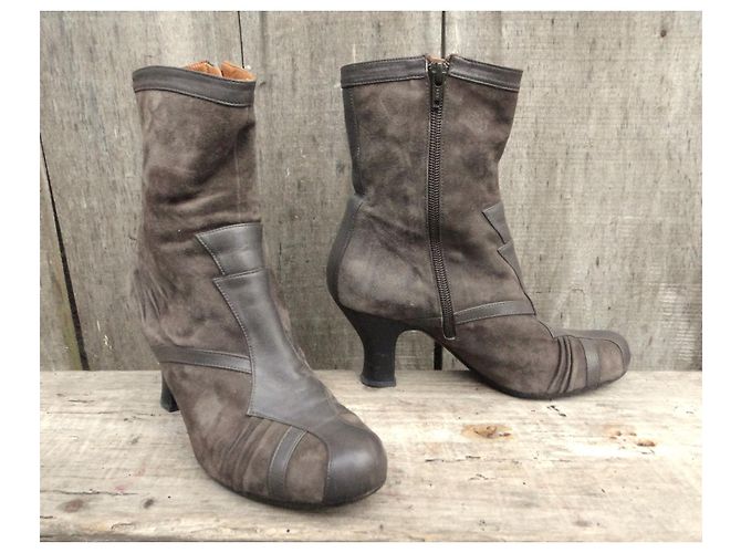 Stivaletti Chie Mihara Taupe in Pelle e Camoscio 38 - vista 2