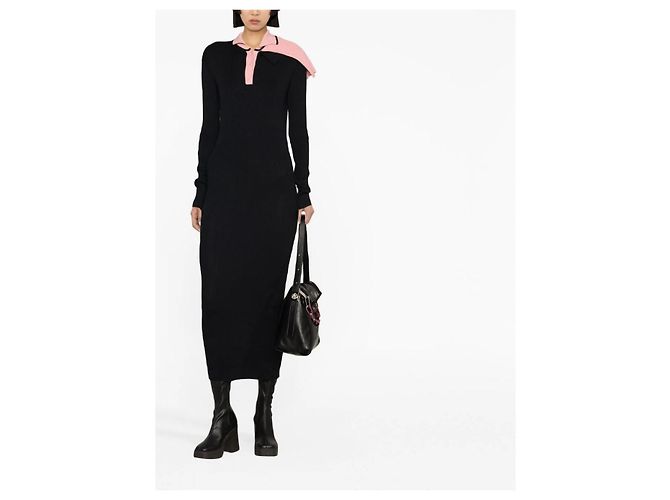 Autre Marque Y/Project Maxi-Strickkleid mit drei Kragen Schwarz Hellrosa Mehrfarben - Ansicht 2