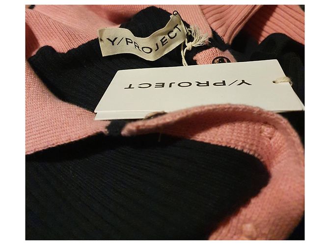 Autre Marque Y/Project Maxi-Strickkleid mit drei Kragen Schwarz Hellrosa Mehrfarben - Ansicht 8